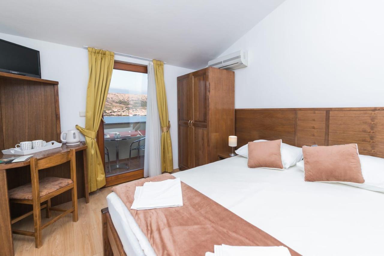 Mb Pag Bed&Breakfast Pag Town Exteriér fotografie